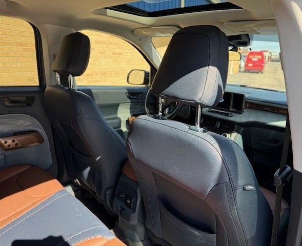 Used 2024 Ford Maverick Lariat w/ 4K Tow Package image 26