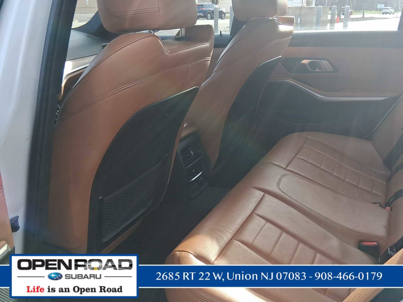 Used 2020 BMW 330i xDrive Sedan w/ Premium Package image 10