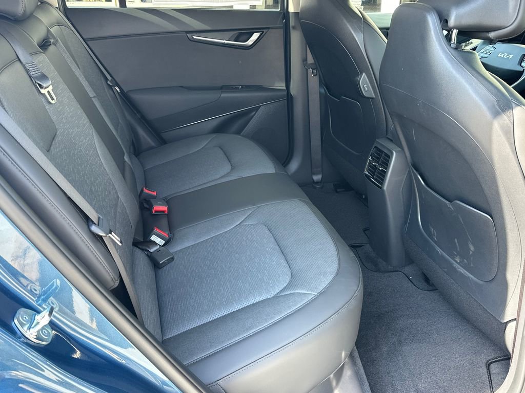 New 2026 Kia Niro Wave FWD image 15
