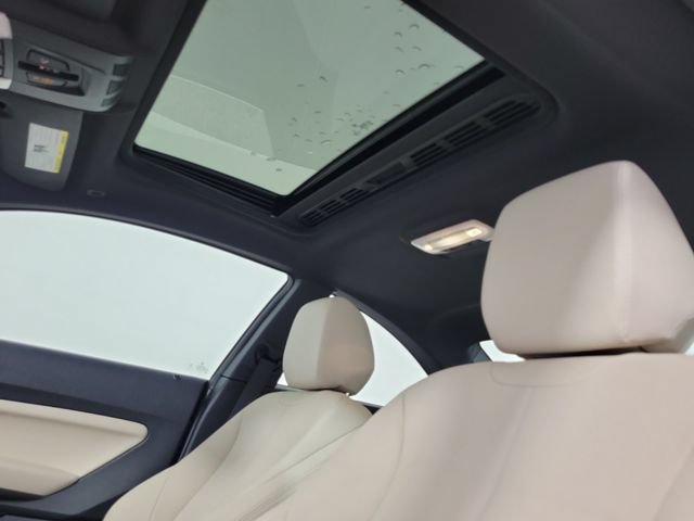 Used 2020 BMW 230i Coupe w/ Convenience Package RWD image 19