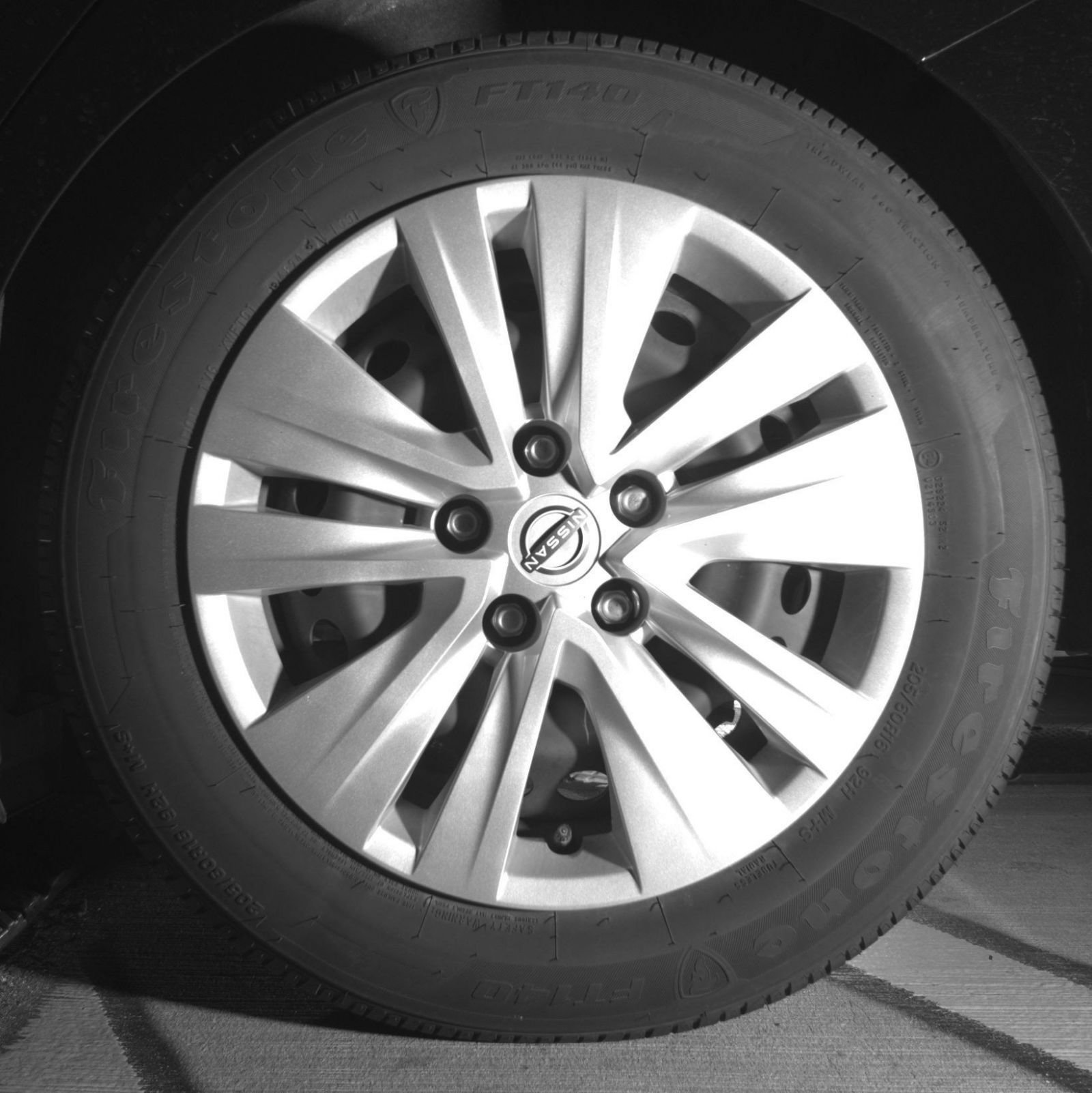 Used 2025 Nissan Sentra S FWD image 17