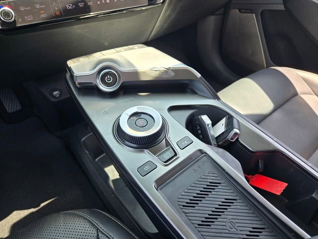 Used 2024 Kia EV6 Wind w/ Wind Technology Package RWD image 18