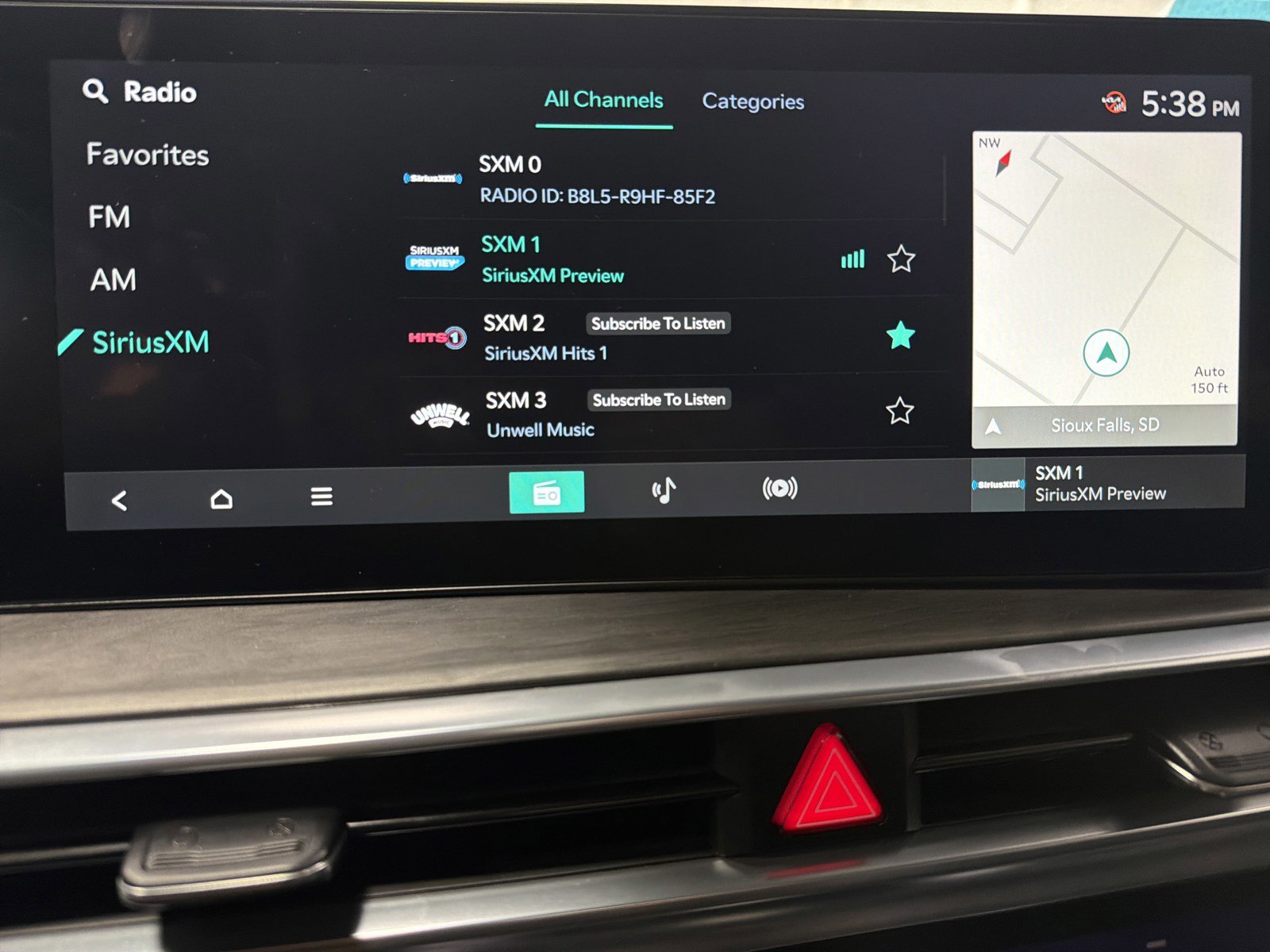 Used 2025 Kia Sorento SX image 20