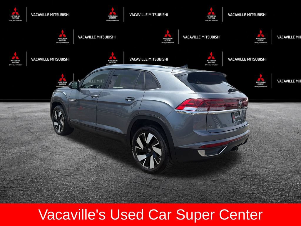 Used 2025 Volkswagen Atlas Cross Sport SE FWD image 4