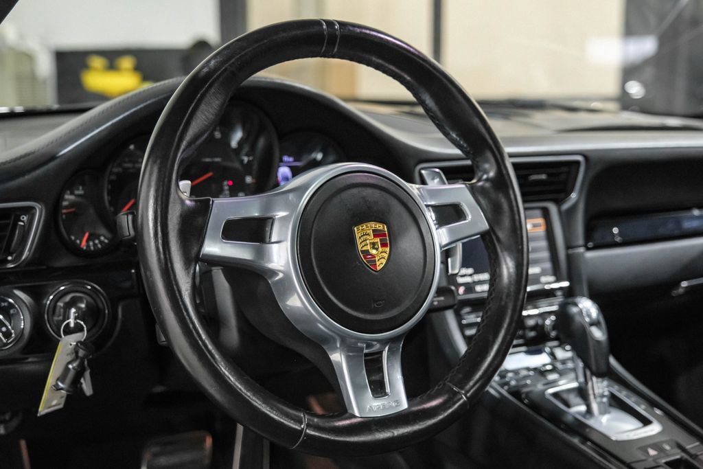 Used 2016 Porsche 911 Carrera Black Edition RWD image 13
