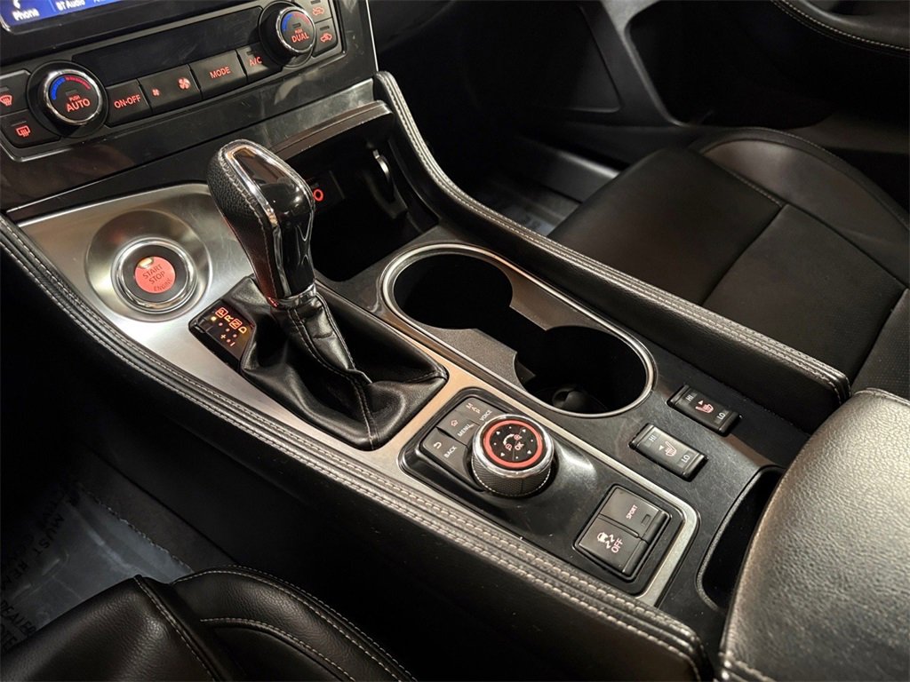 Used 2022 Nissan Maxima SL image 33