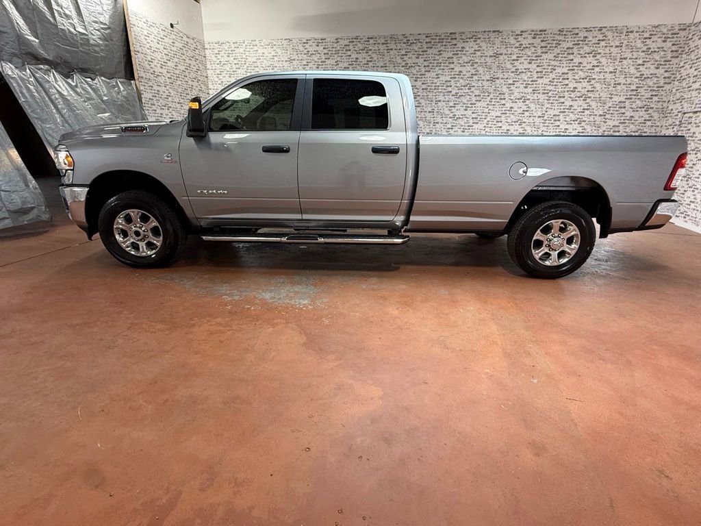 Used 2024 RAM 3500 Big Horn AWD/4WD image 4
