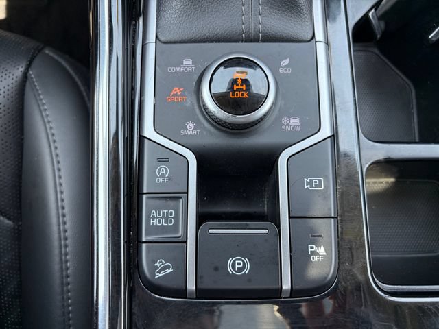 Certified 2023 Kia Sorento SX AWD/4WD image 32