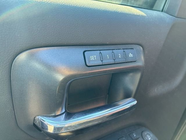 Used 2019 GMC Sierra 3500 Denali w/ Duramax Plus Package image 15