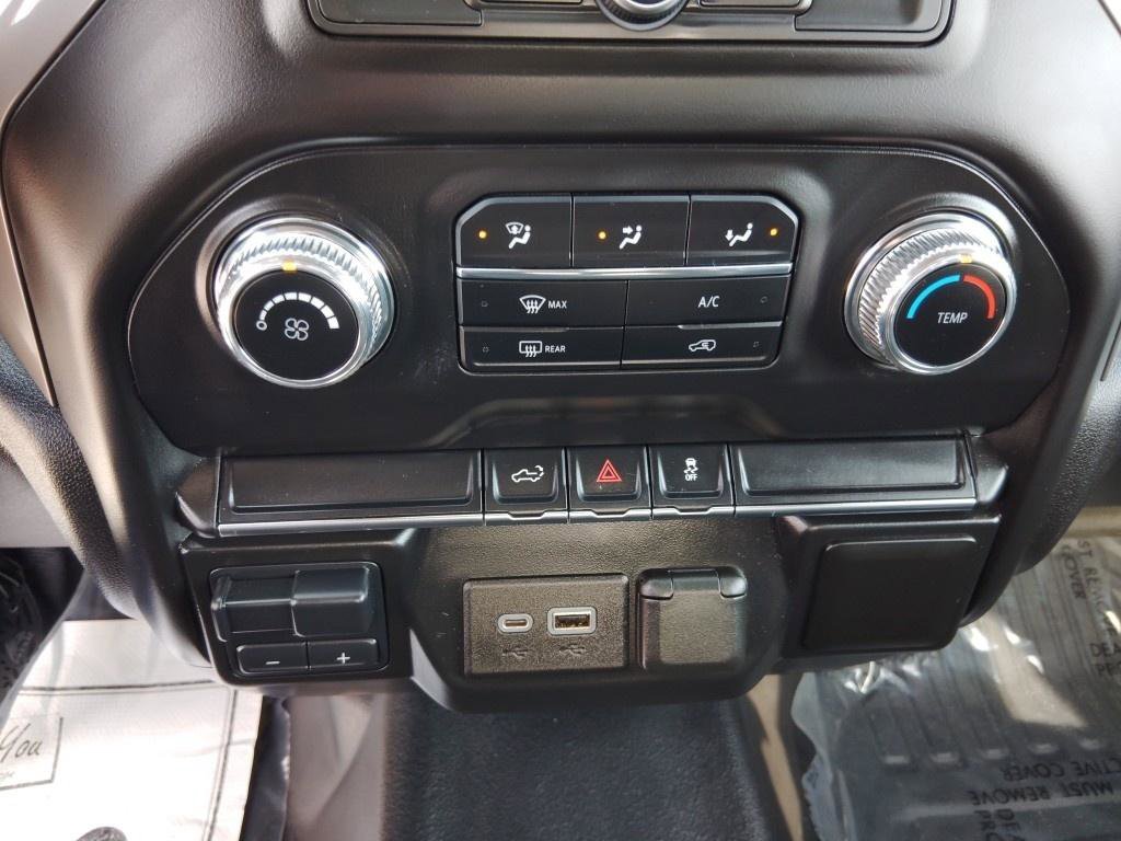 Used 2021 GMC Sierra 3500 4x4 Regular Cab w/ Convenience Package image 23