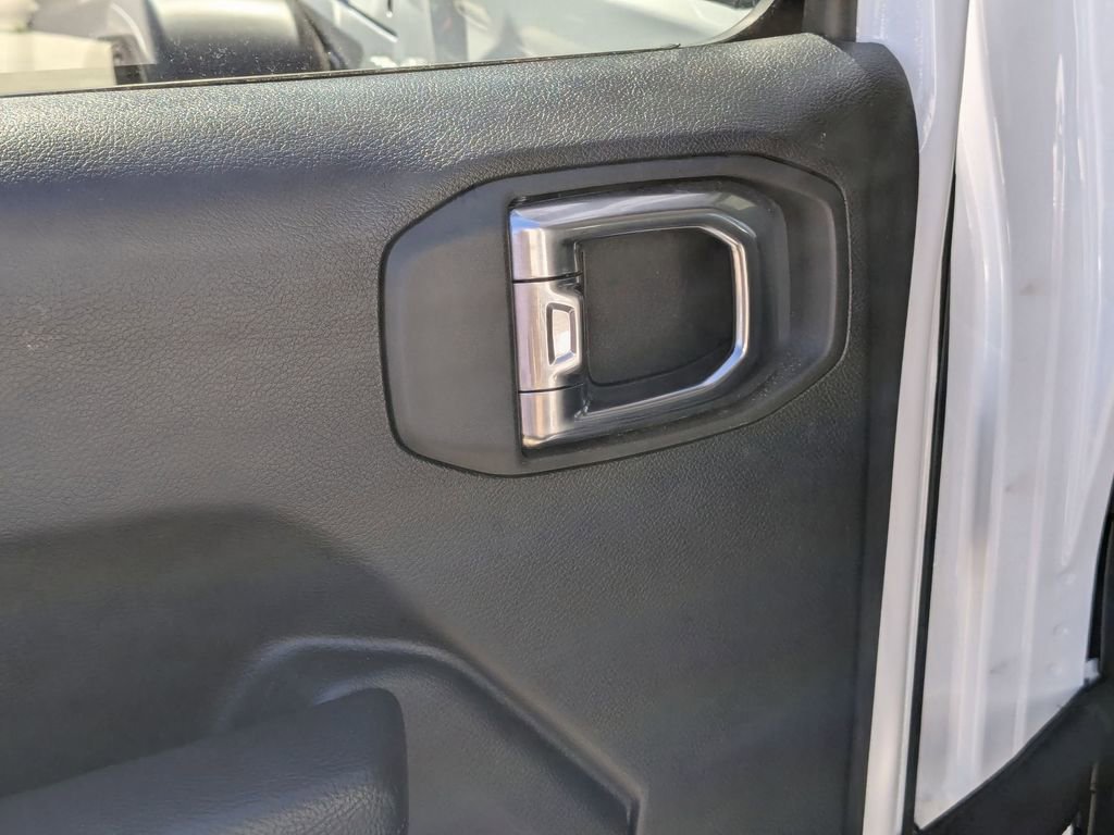 Used 2025 Jeep Wrangler Unlimited Rubicon image 25