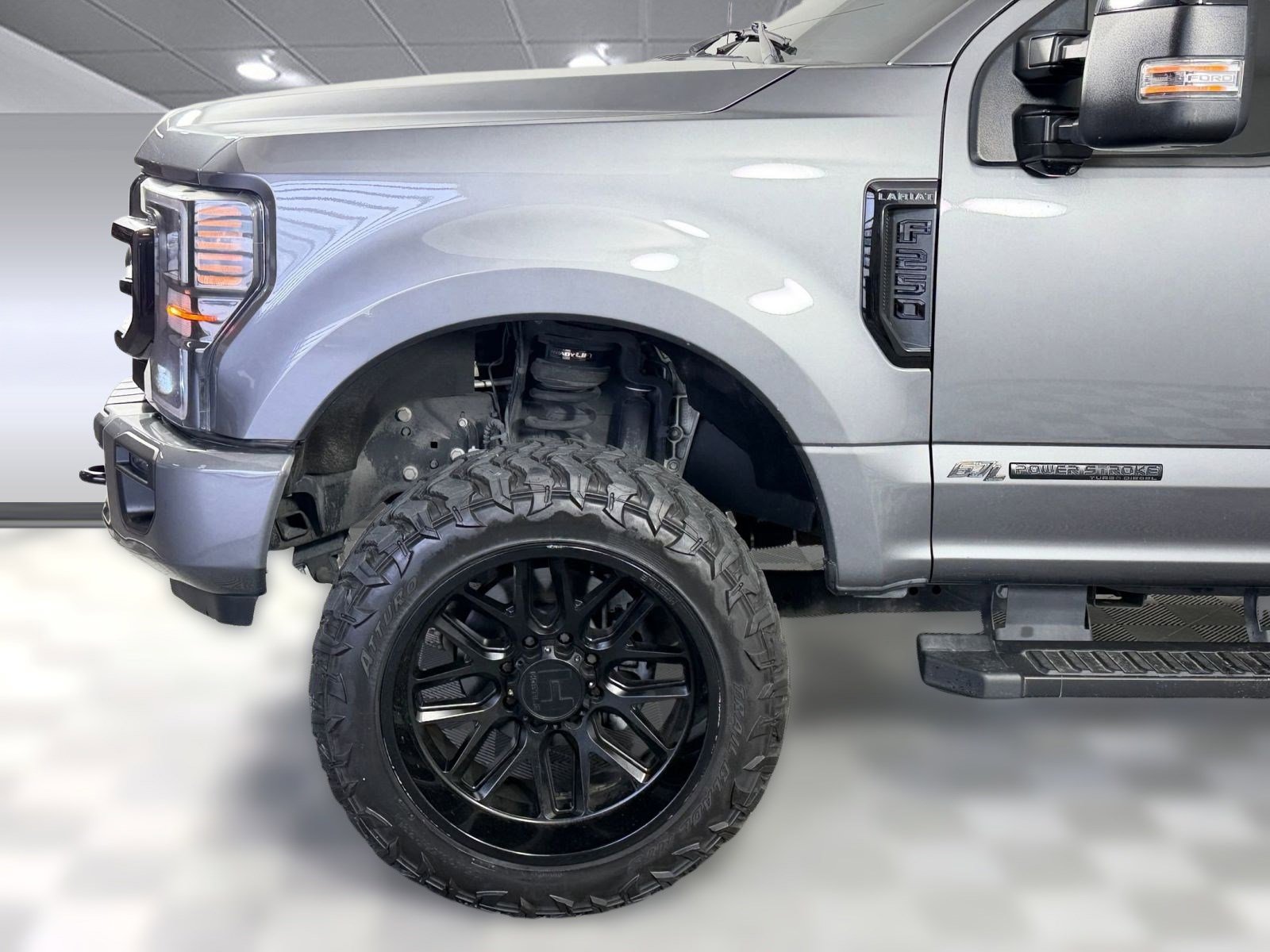 Used 2022 Ford F250 Lariat w/ Black Appearance Package image 20