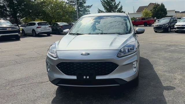 Used 2022 Ford Escape SEL image 3