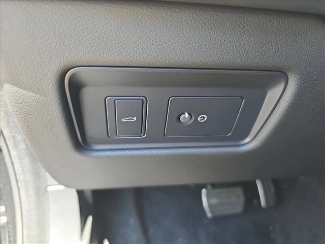 New 2024 Jaguar XF R-Dynamic SE AWD/4WD image 24