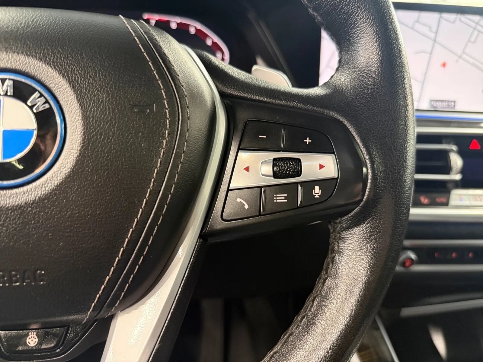 Used 2023 BMW X5 xDrive45e AWD/4WD image 25