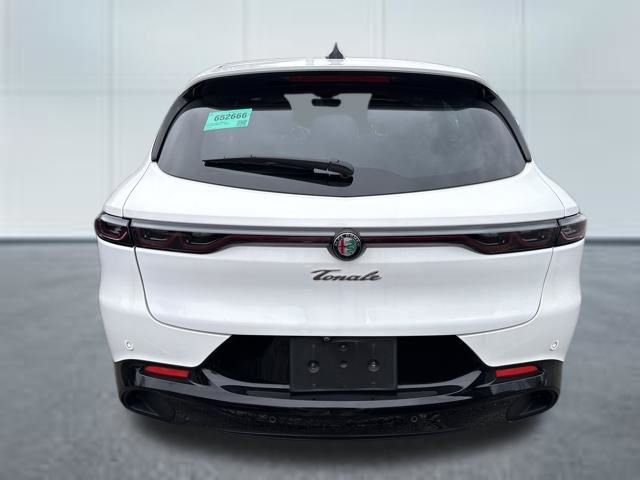 Used 2025 Alfa Romeo Tonale image 3