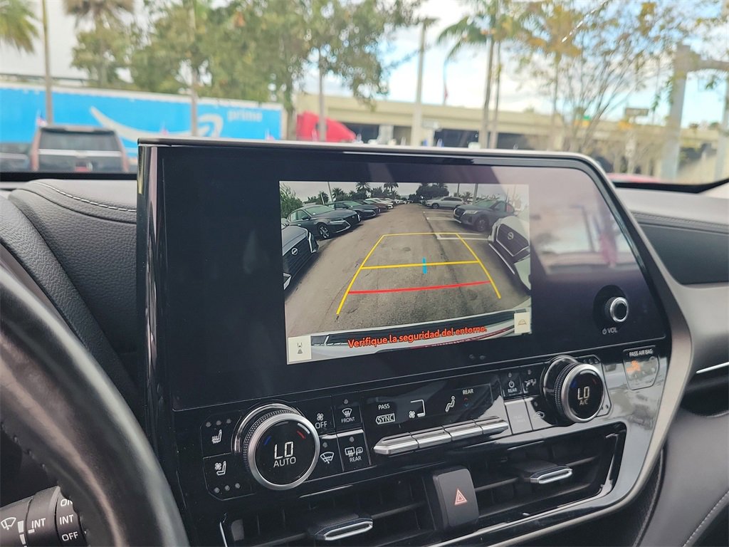 Used 2023 Toyota Highlander Limited image 25