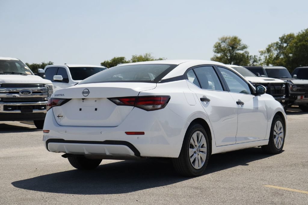 Used 2025 Nissan Sentra S FWD image 30