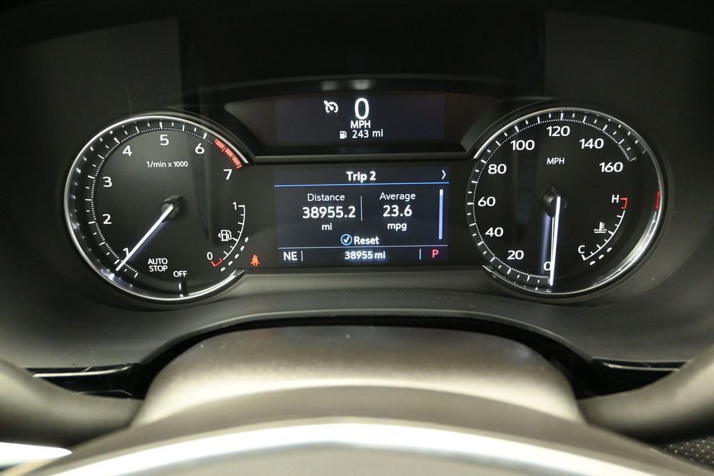 Used 2021 Cadillac XT5 Premium Luxury FWD image 4