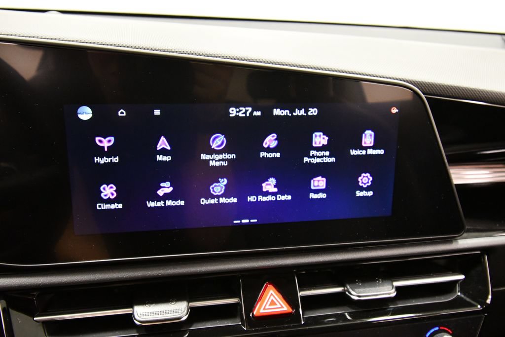 Certified 2025 Kia Niro EX FWD image 23