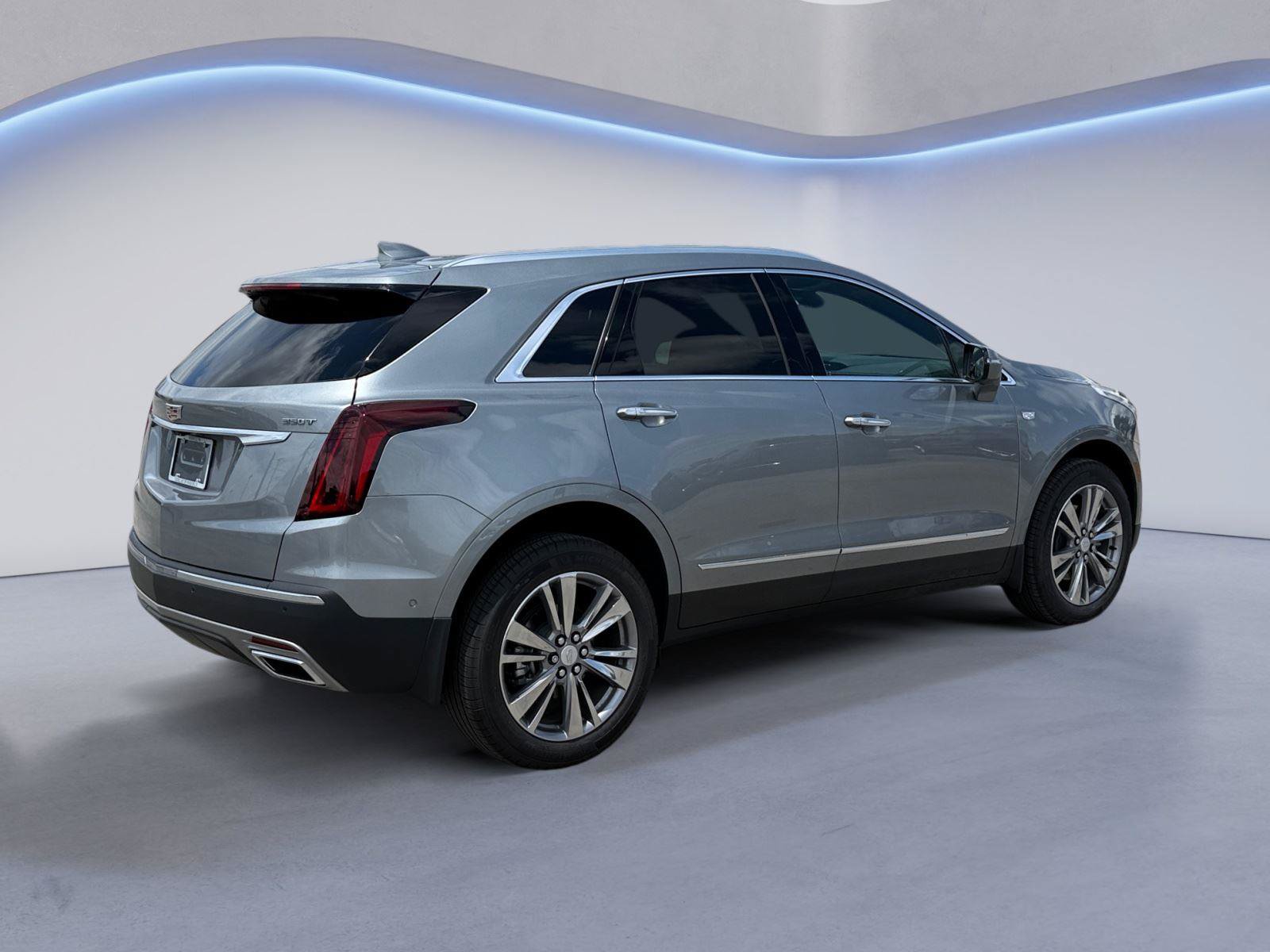 New 2026 Cadillac XT5 Premium Luxury w/ Driver Assist Package FWD video 3