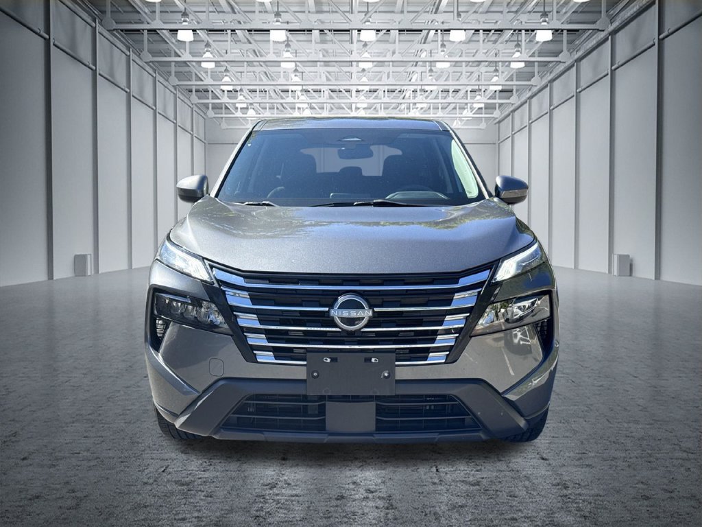 Certified 2024 Nissan Rogue SV FWD image 2