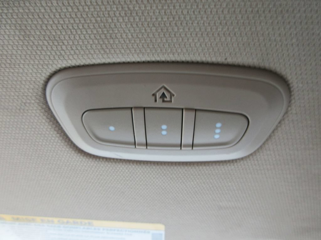 Used 2021 RAM 1500 Laramie AWD/4WD image 36