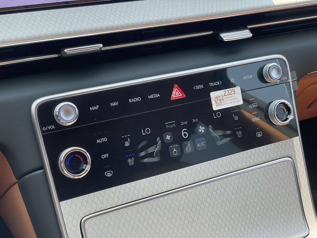 New 2026 Genesis GV80 2.5T Prestige AWD/4WD image 16
