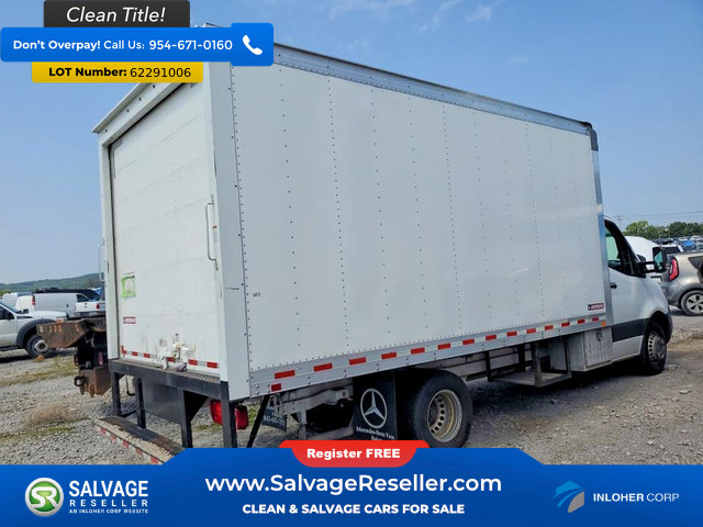 Used 2021 Freightliner Sprinter 3500 RWD image 4