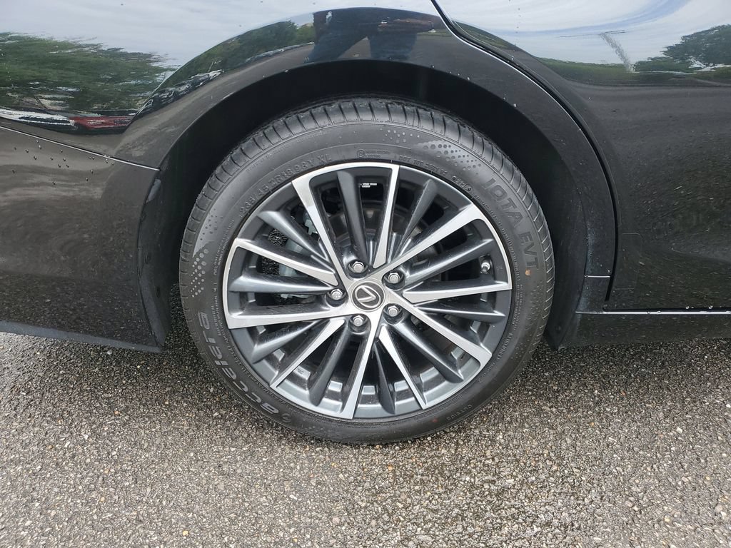 Used 2020 Lexus ES 350 w/ Premium Package FWD image 5