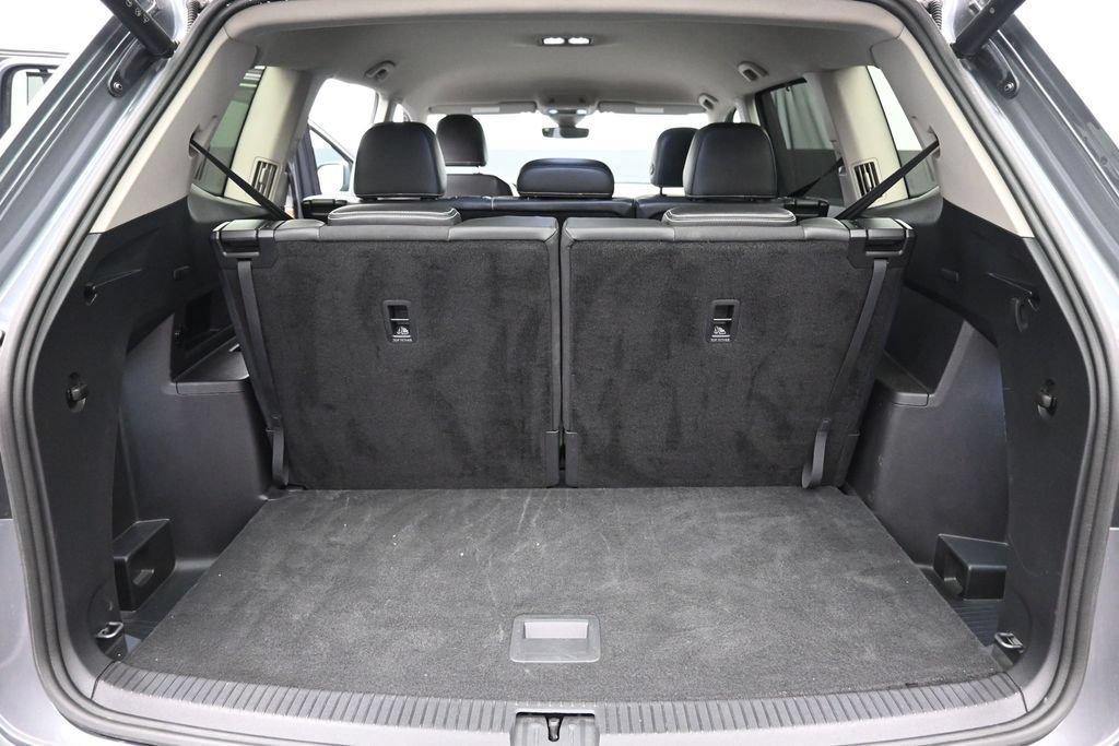 Used 2025 Volkswagen Atlas SE AWD/4WD image 20