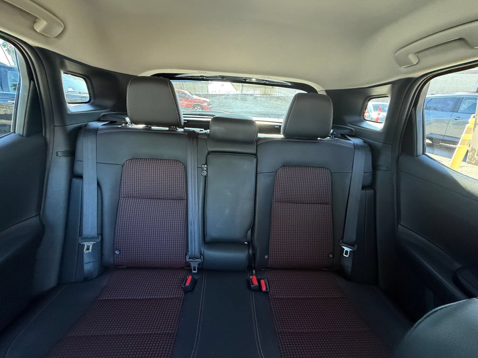 Used 2026 Nissan Kicks SR FWD image 36