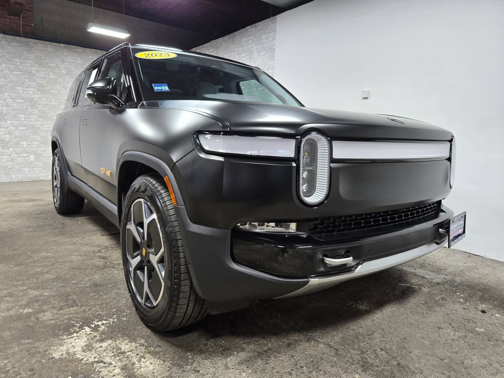Used 2023 Rivian R1S Adventure AWD/4WD image 4