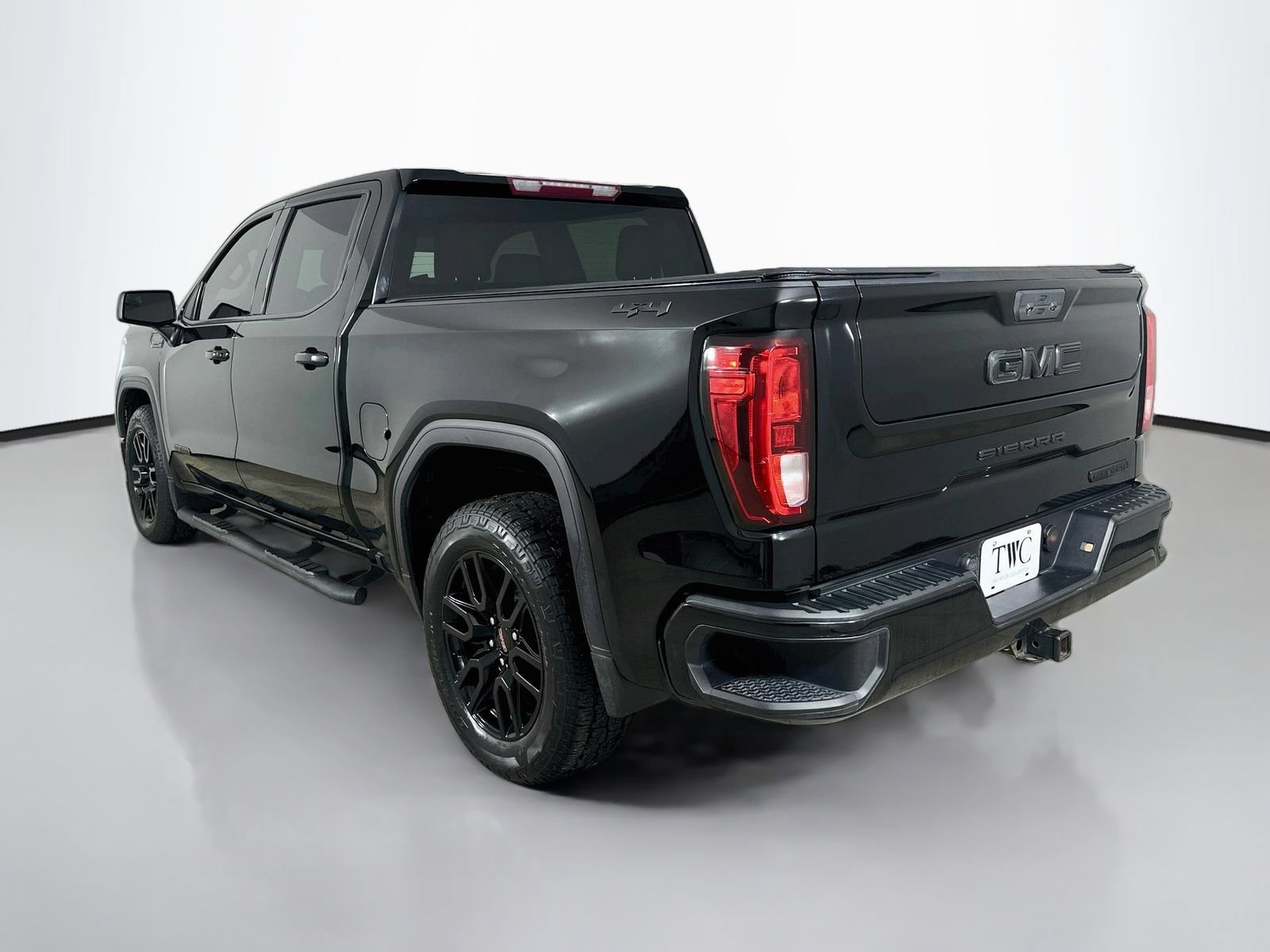 Used 2022 GMC Sierra 1500 Elevation AWD/4WD image 7