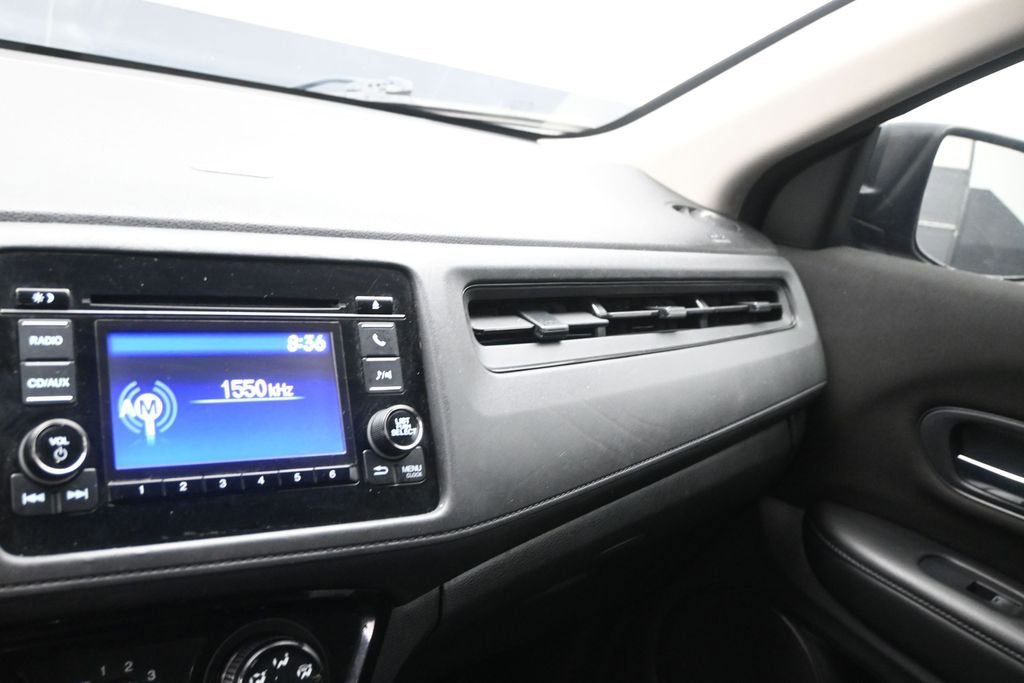 Used 2018 Honda HR-V LX image 10