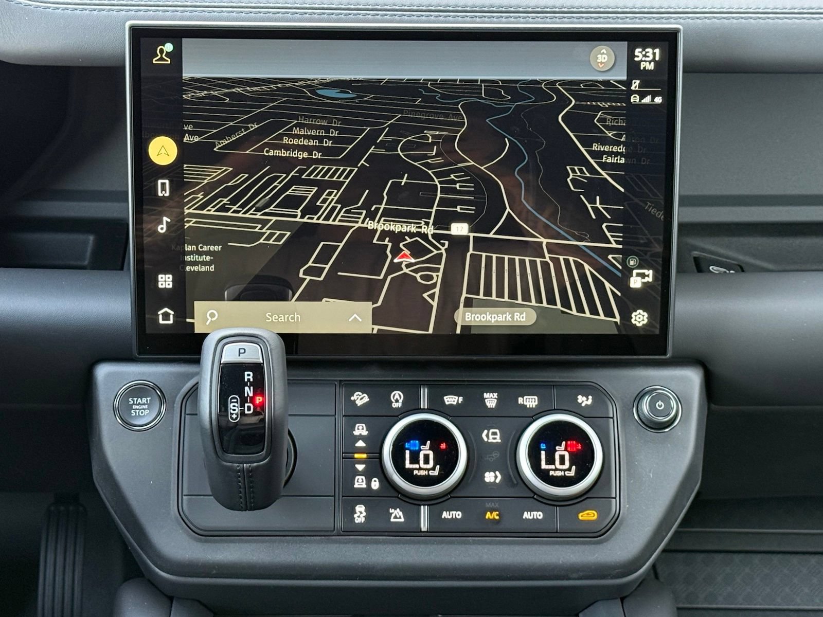 New 2026 Land Rover Defender 110 X-Dynamic SE AWD/4WD image 23