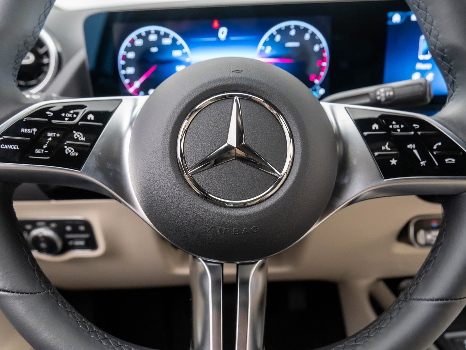 New 2025 Mercedes-Benz GLA 250 4MATIC image 22