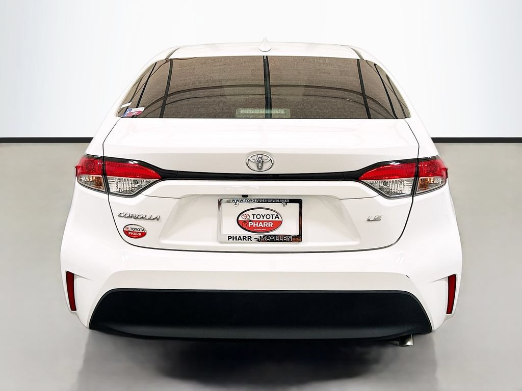 Used 2025 Toyota Corolla LE FWD image 5