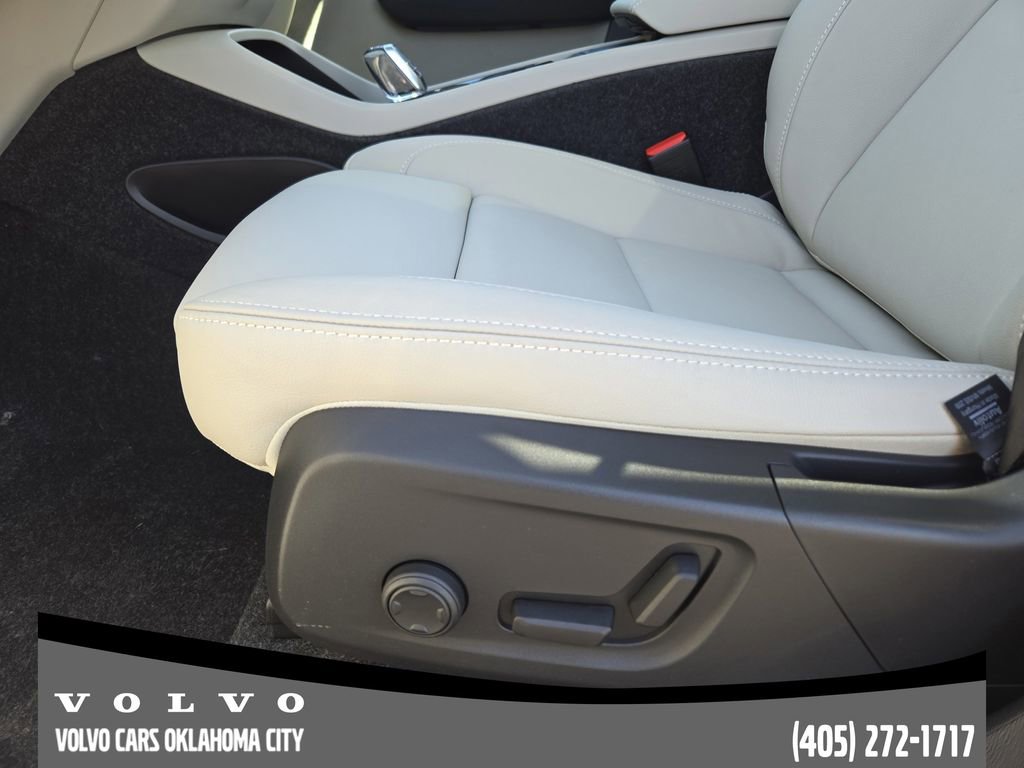 New 2026 Volvo XC40 B5 Ultra w/ Protection Package Premier AWD/4WD image 23