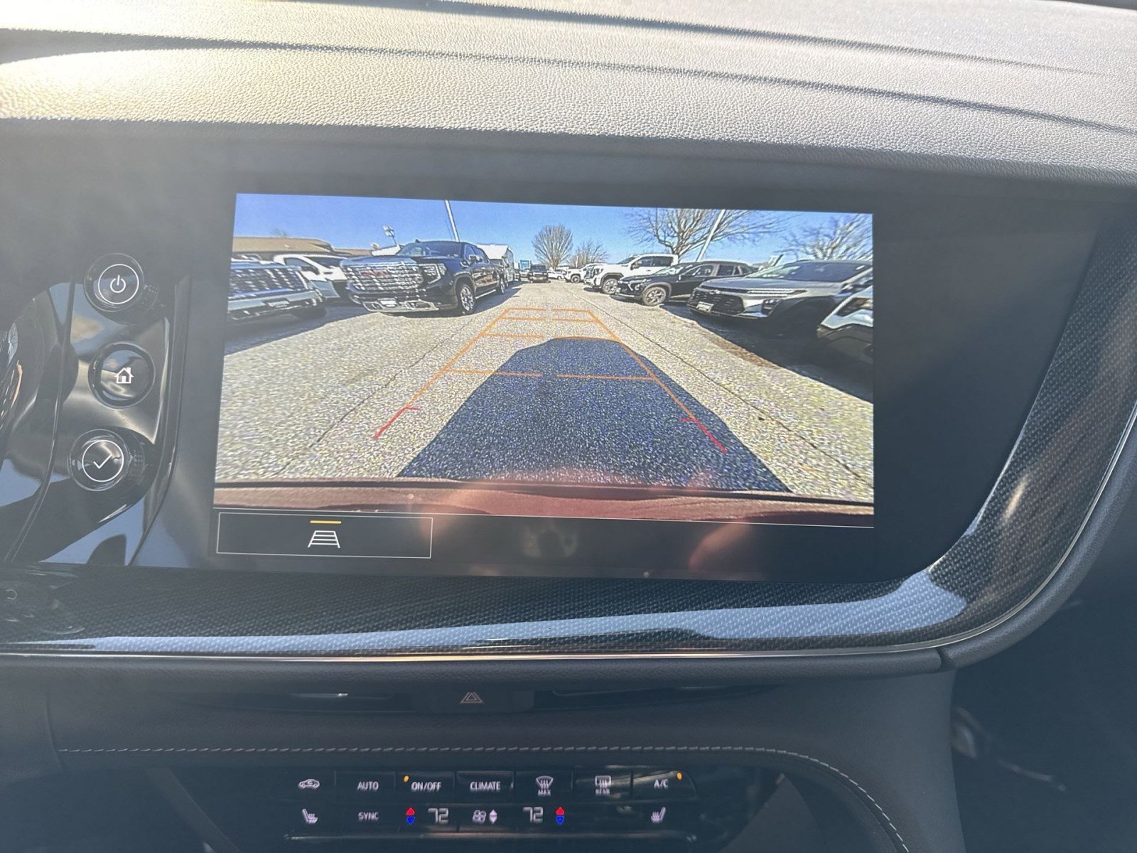 Used 2023 Buick Envision Essence w/ Sport Touring Package image 18