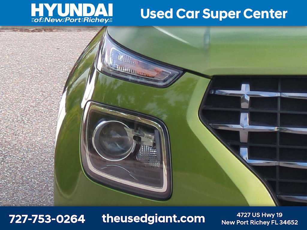 Certified 2023 Hyundai Venue SEL w/ Cargo Package FWD image 9