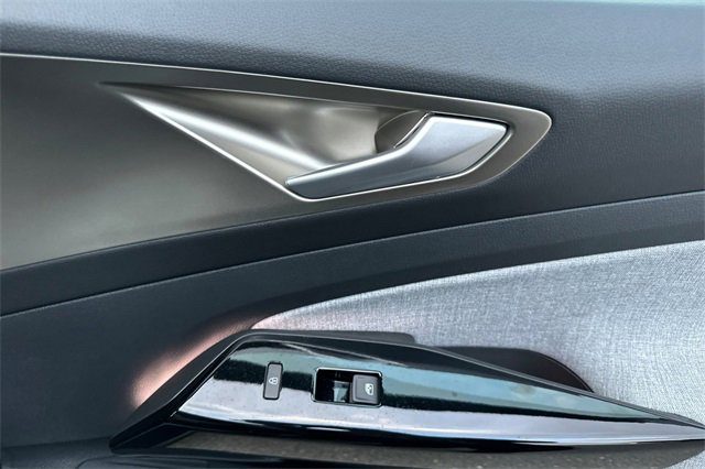 Used 2023 Volkswagen ID.4 Pro image 20