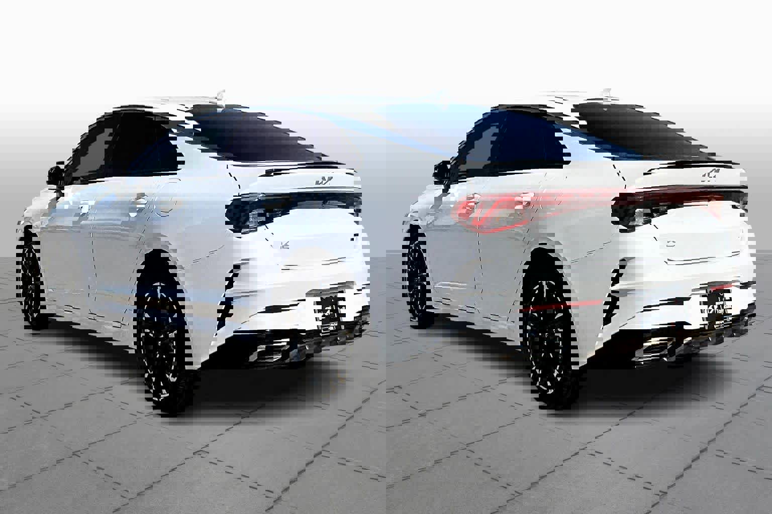 Used 2024 Kia K5 GT-Line w/ GT-Line Premium Package image 11