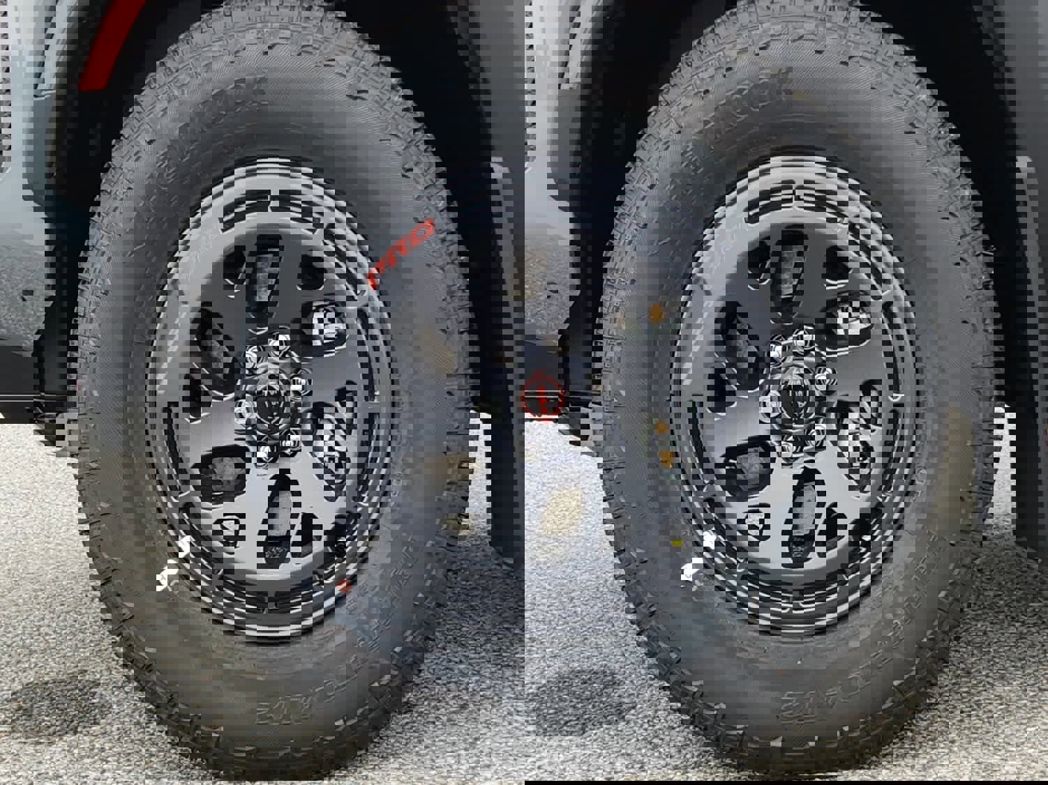 New 2025 Nissan Frontier PRO-4X AWD/4WD image 6