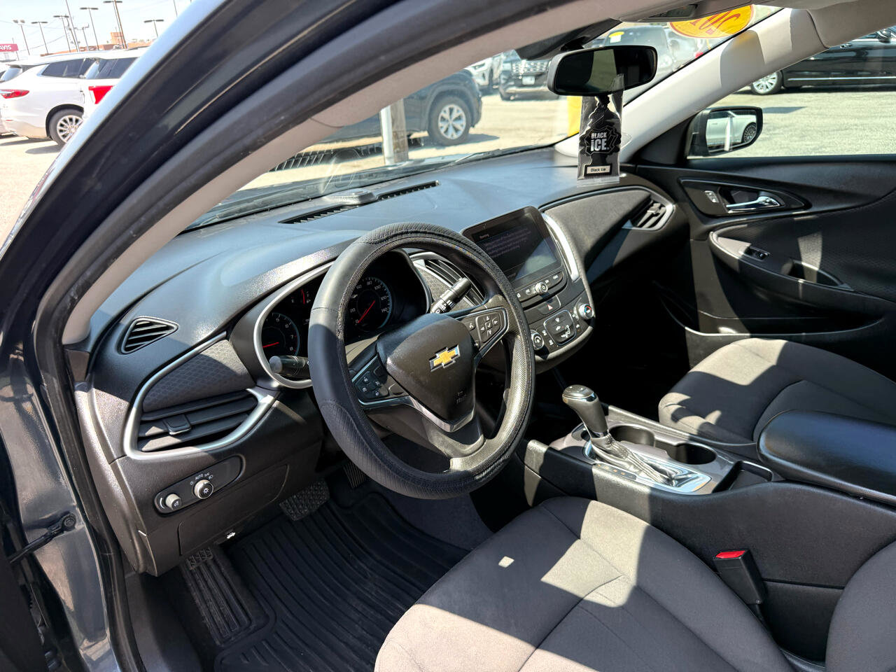 Used 2019 Chevrolet Malibu LS w/ LPO, Convenience Package 2 image 8