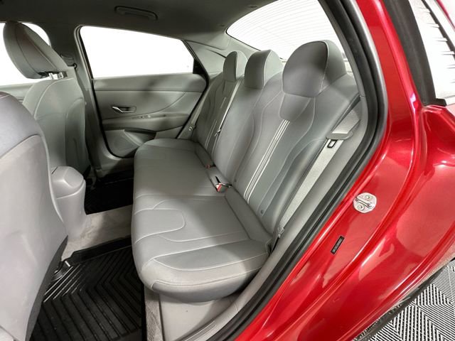 Used 2022 Hyundai Elantra SEL w/ Convenience Package FWD image 24