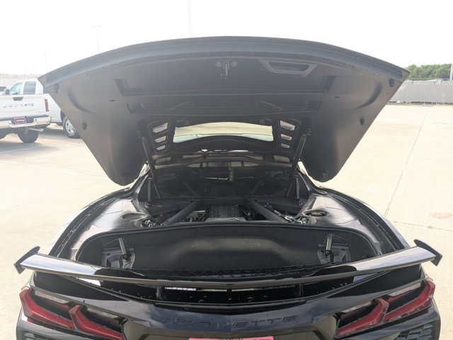 Used 2025 Chevrolet Corvette Stingray Preferred Cpe w/ Z51 Performance Package RWD image 7