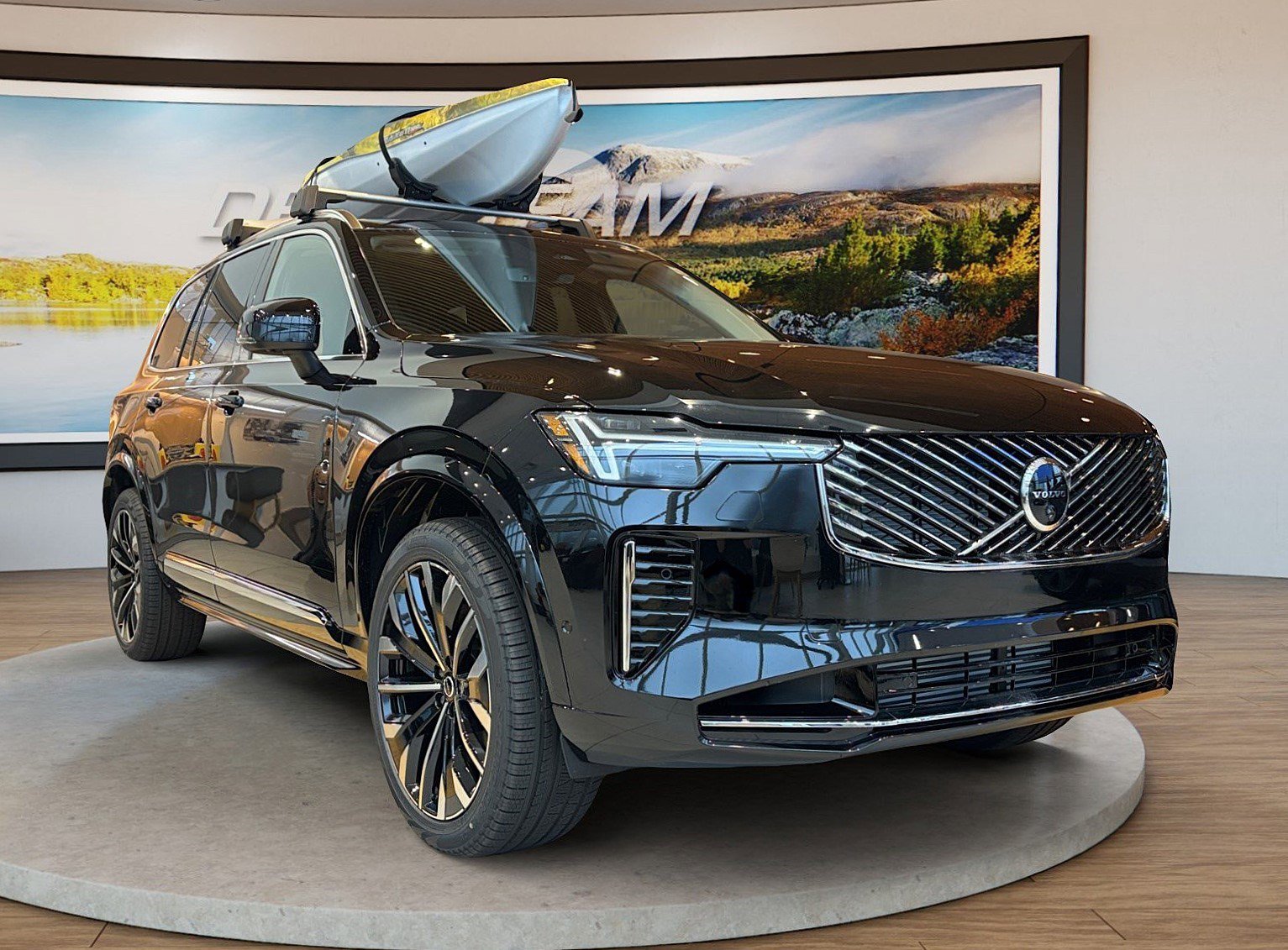 New 2026 Volvo XC90 T8 Plus w/ Protection Package AWD/4WD image 3