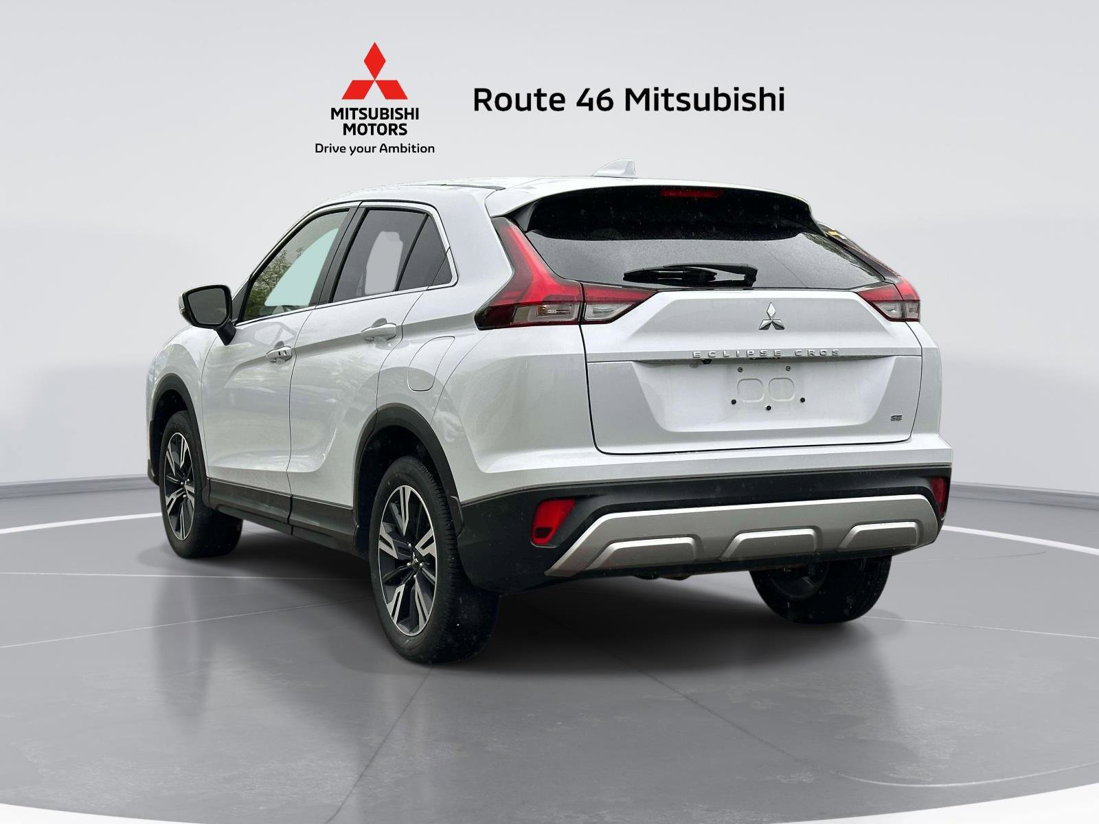 Used 2024 Mitsubishi Eclipse Cross SE AWD/4WD image 3