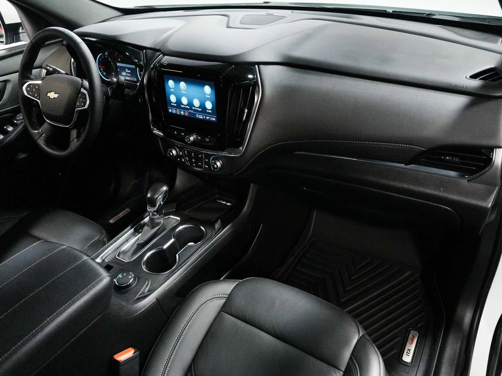 Used 2022 Chevrolet Traverse LT w/ LPO, Floor Liner Package AWD/4WD image 41
